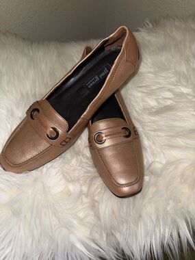 Paul Green Metallic Tan/Bronze Leather Loafers